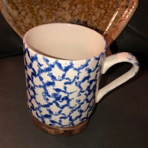 Set of 2 Country White & Blue Hand Painted Mugs